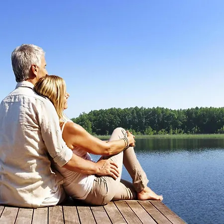 Urlaub In Der Natur-doppelbungalow Mit Terrasse Im Mirow * Granzow